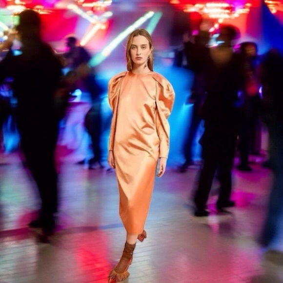 ULLA JOHNSON Silvana dress in Copper size 8 midi satin boho cocktail long sleeve - Picture 1 of 16